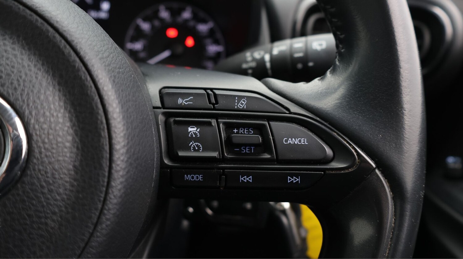 Used Toyota Yaris for sale - 77220945: Photo 23