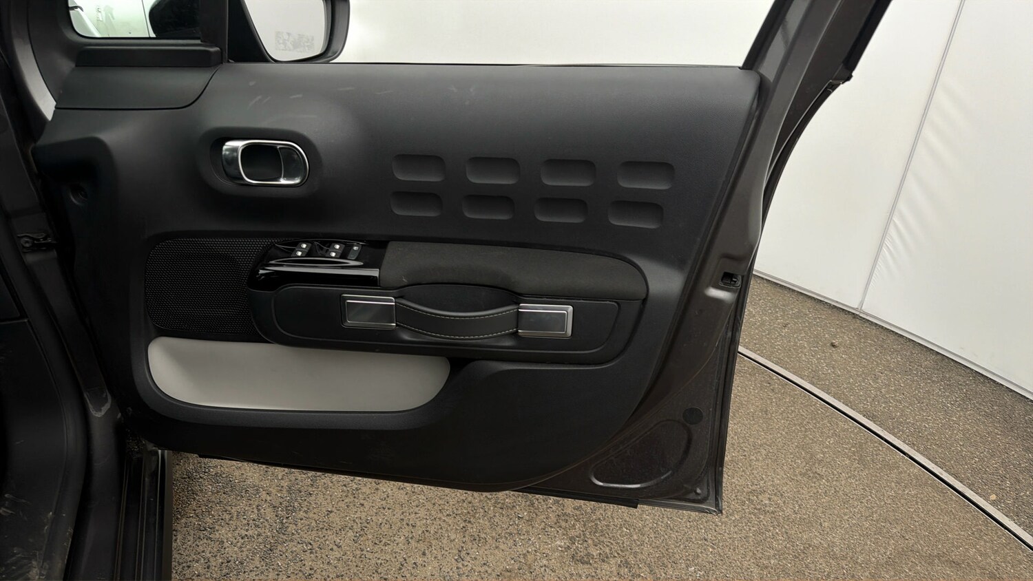 Used Citroen C3 2024 for sale - 77946911: Photo 14