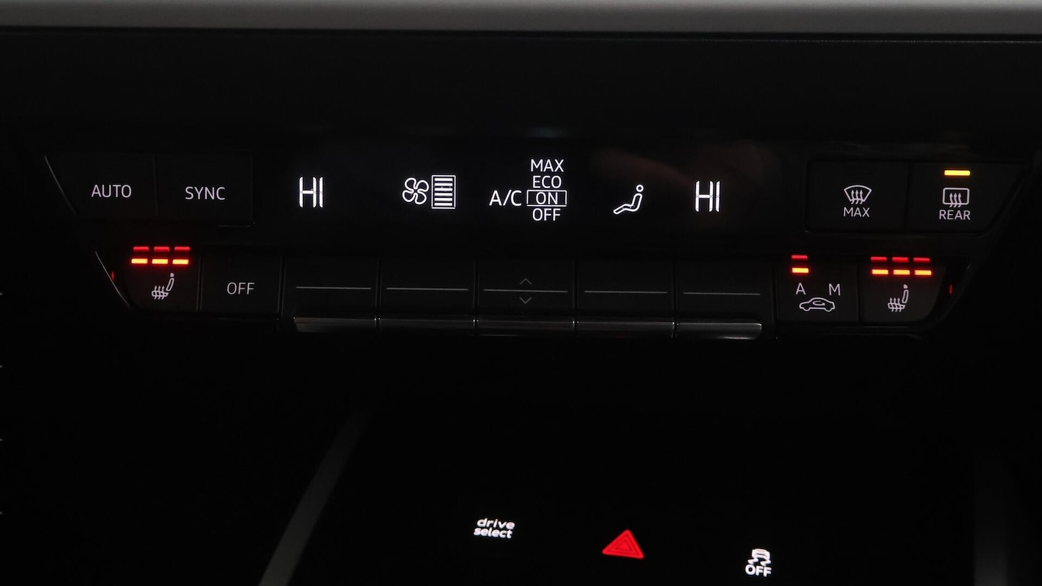 Used Audi Q4 e-tron 2023 for sale - 76771633: Photo 13