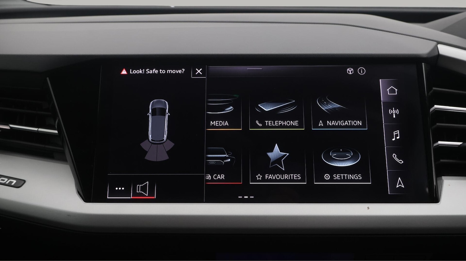 Used Audi Q4 e-tron 2023 for sale - 76771633: Photo 26