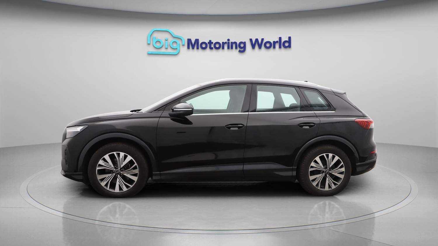 Used Audi Q4 e-tron 2023 for sale - 76771633: Photo 5