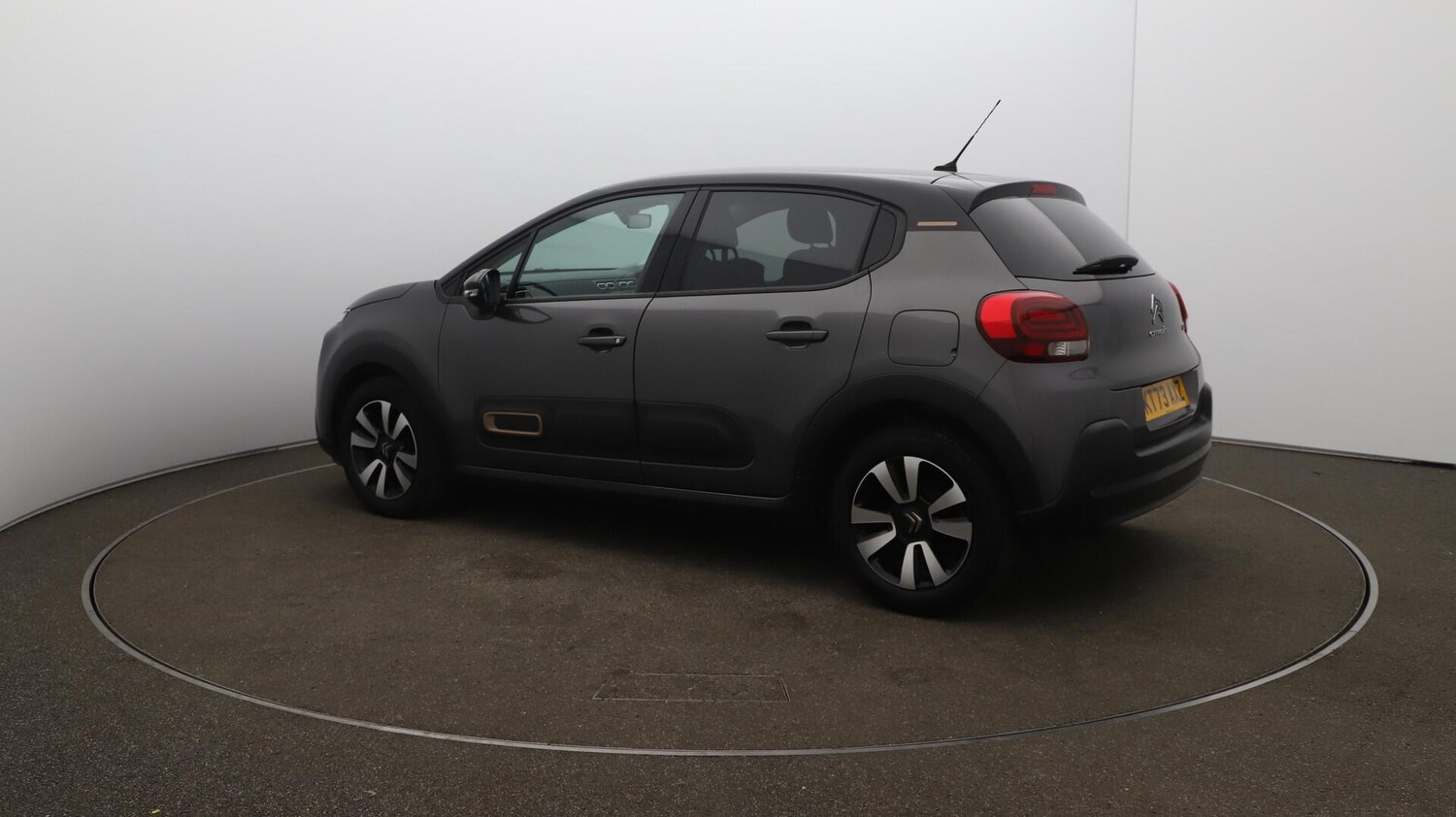Vehicle 35