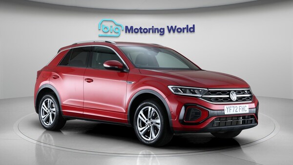 Used Volkswagen T-Roc 2022 for sale - 74667941: Photo 2