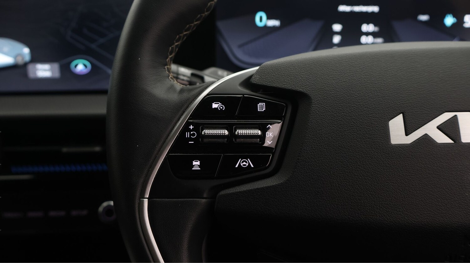 Used Kia EV6 2022 for sale - 77257600: Photo 25