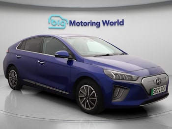 2022 (22) - 38.3kWh Premium SE Hatchback 5dr Electric Auto (136 ps)
