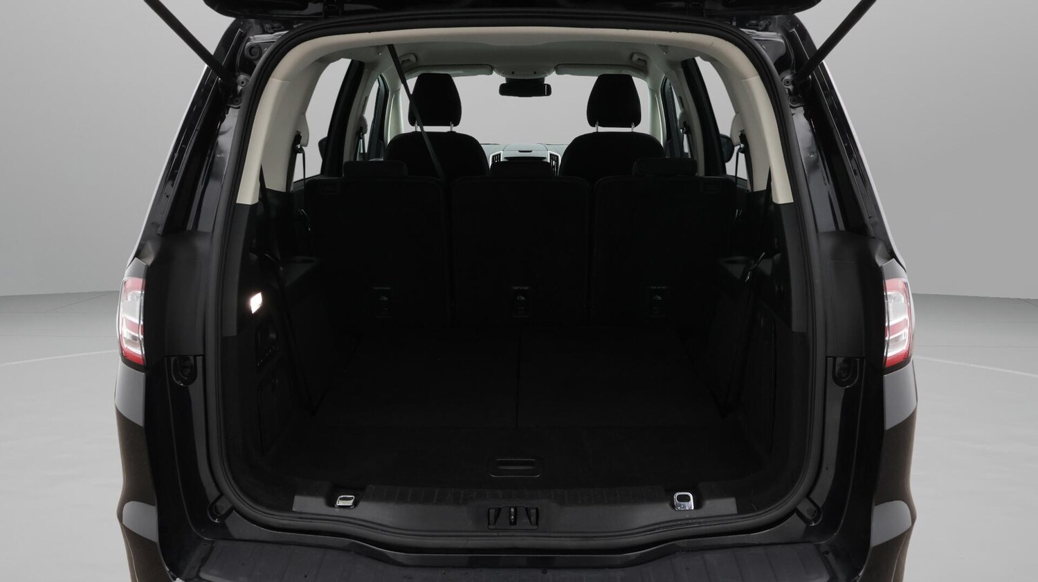 Used Ford Galaxy 2022 for sale - 76371304: Photo 18