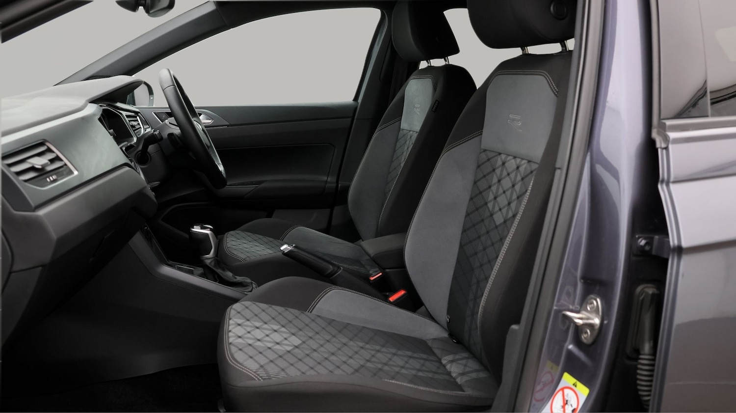 Used Volkswagen Polo 2022 for sale - 77607021: Photo 14