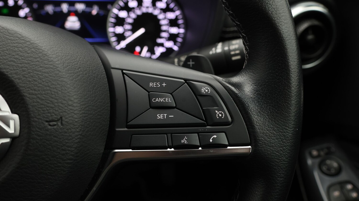 Used Nissan Juke 2023 for sale - 77445637: Photo 25