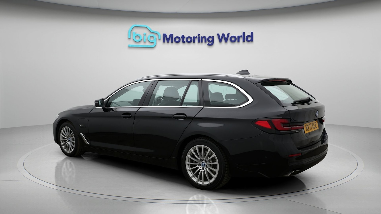 Used BMW 5 Series 2021 for sale - 77584893: Photo 5