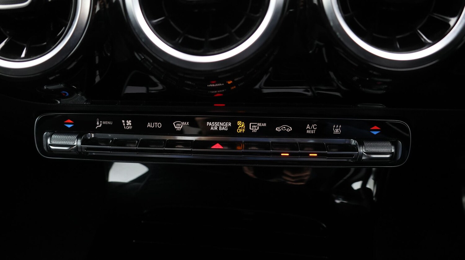 Used Mercedes-Benz A-Class 2020 for sale - 77293930: Photo 12