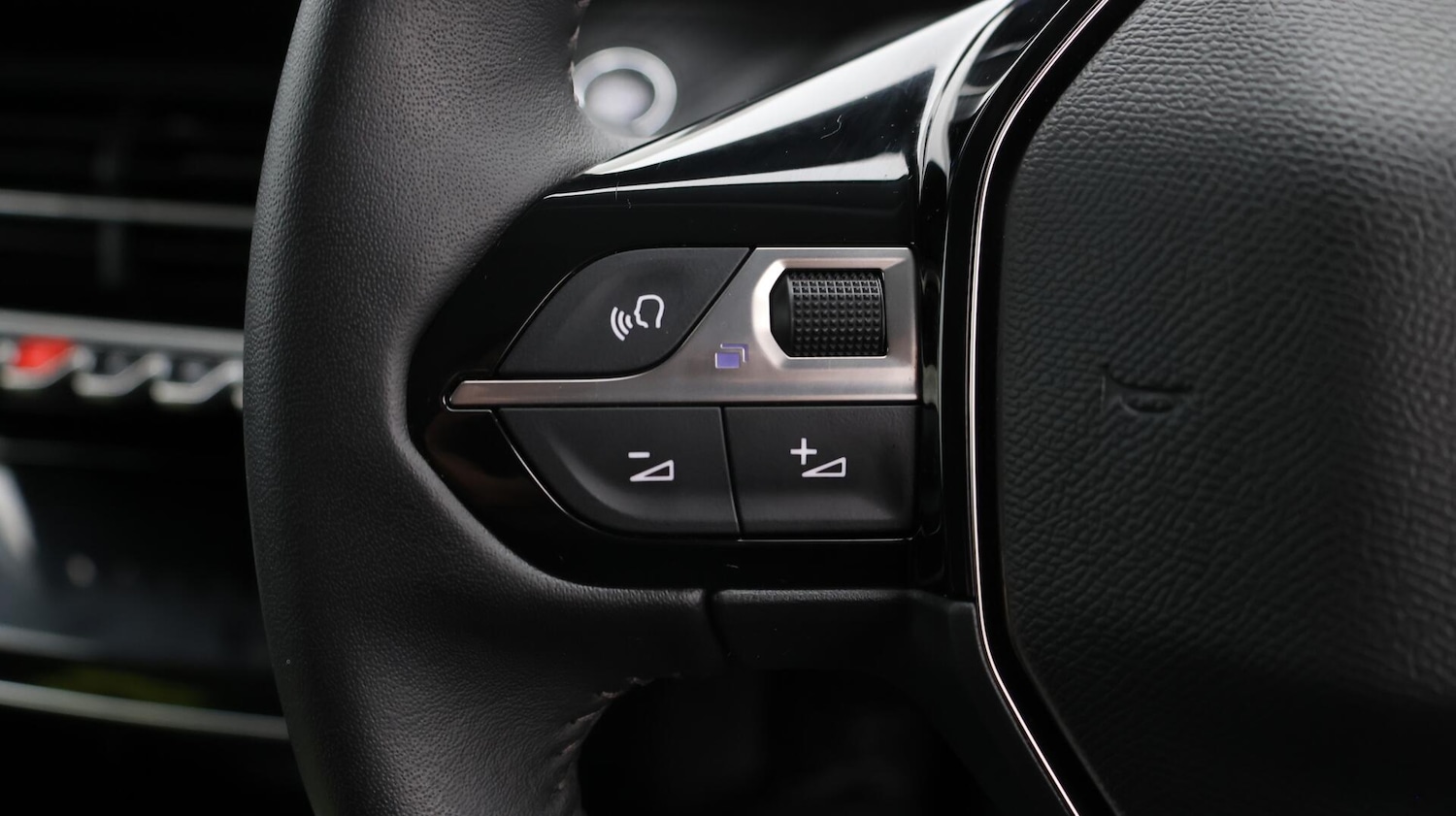 Used Peugeot 208 2023 for sale - 76573433: Photo 24