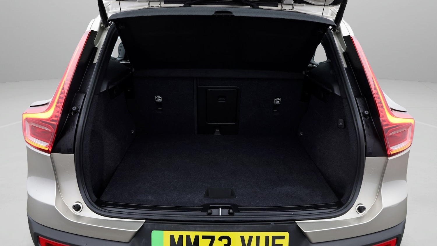 Used Volvo XC40 2023 for sale - 78062175: Photo 17