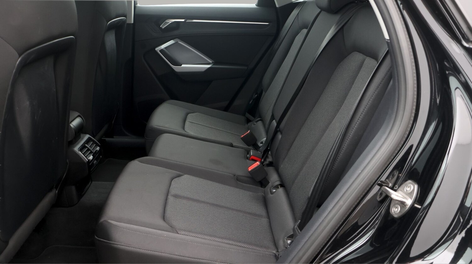 Used Audi Q3 for sale - 77181630: Photo 16