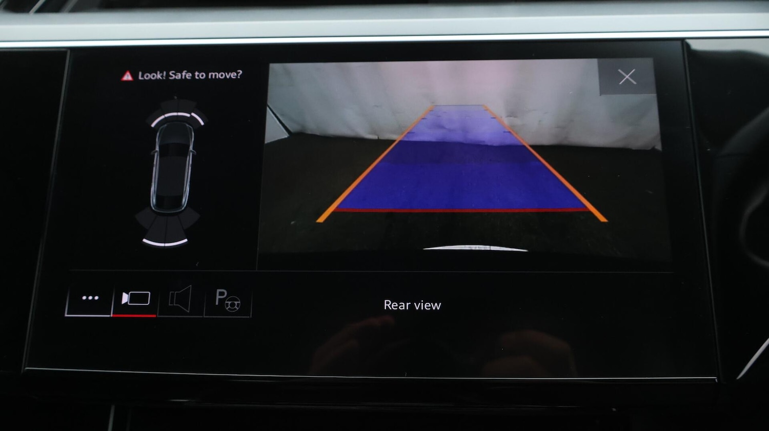 Used Audi e-tron 2022 for sale - 76560947: Photo 27