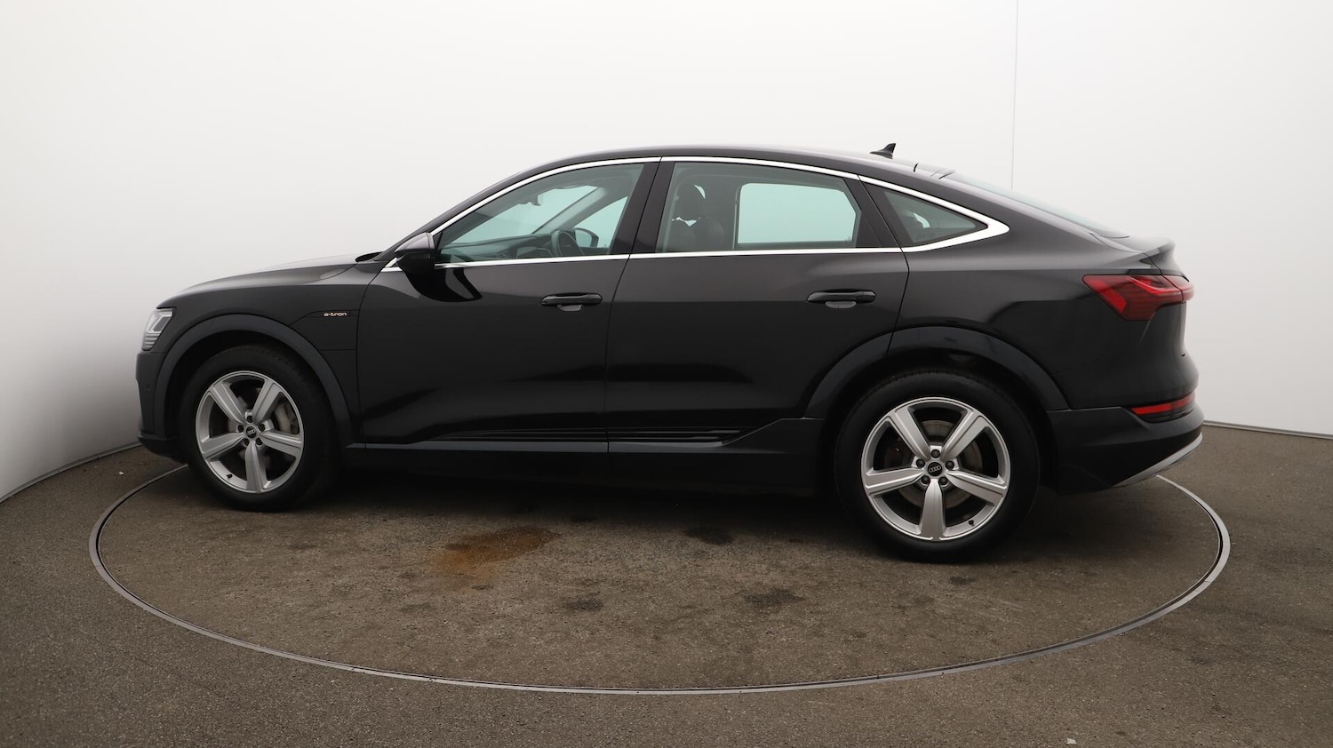 Used Audi e-tron 2022 for sale - 76560947: Photo 60