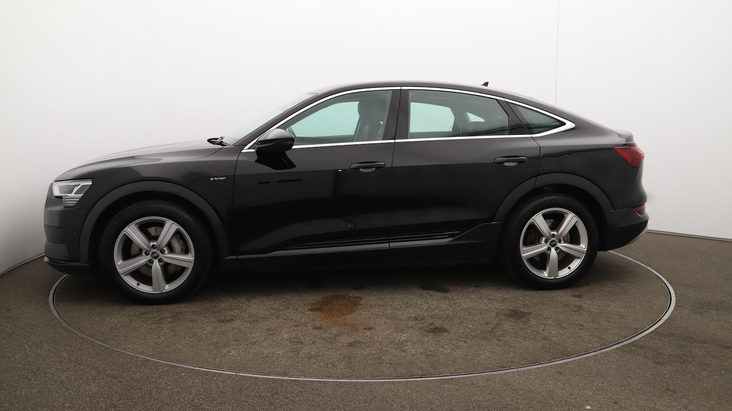 Used Audi e-tron 2022 for sale - 76560947: Photo 67