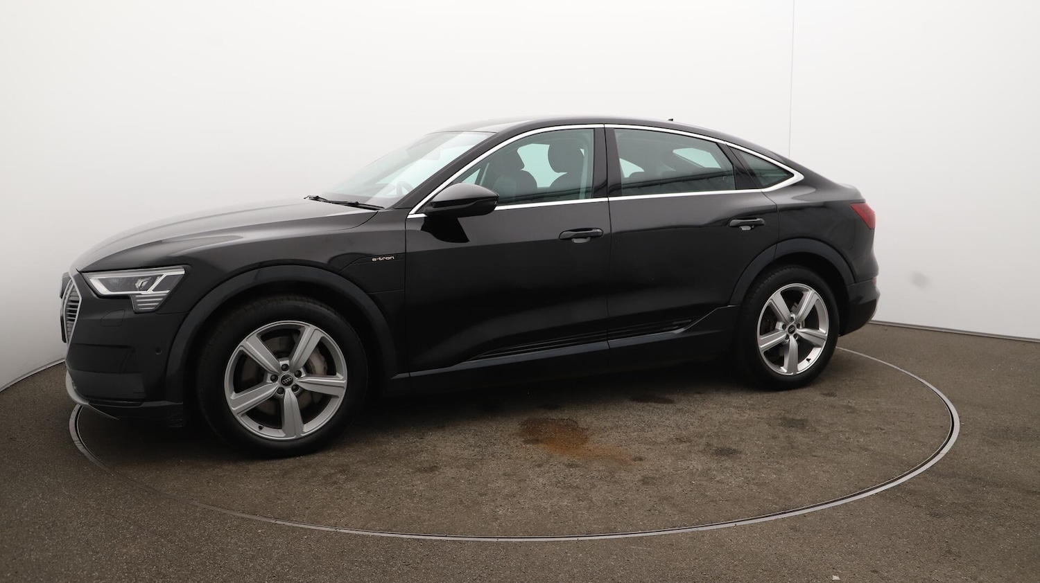 Used Audi e-tron 2022 for sale - 76560947: Photo 69