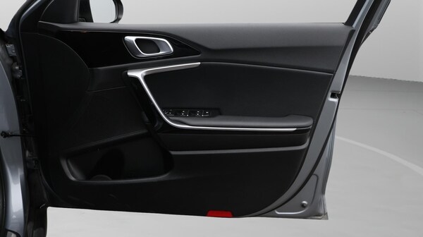 Used Kia XCeed 2021 for sale - 76283236: Photo 16