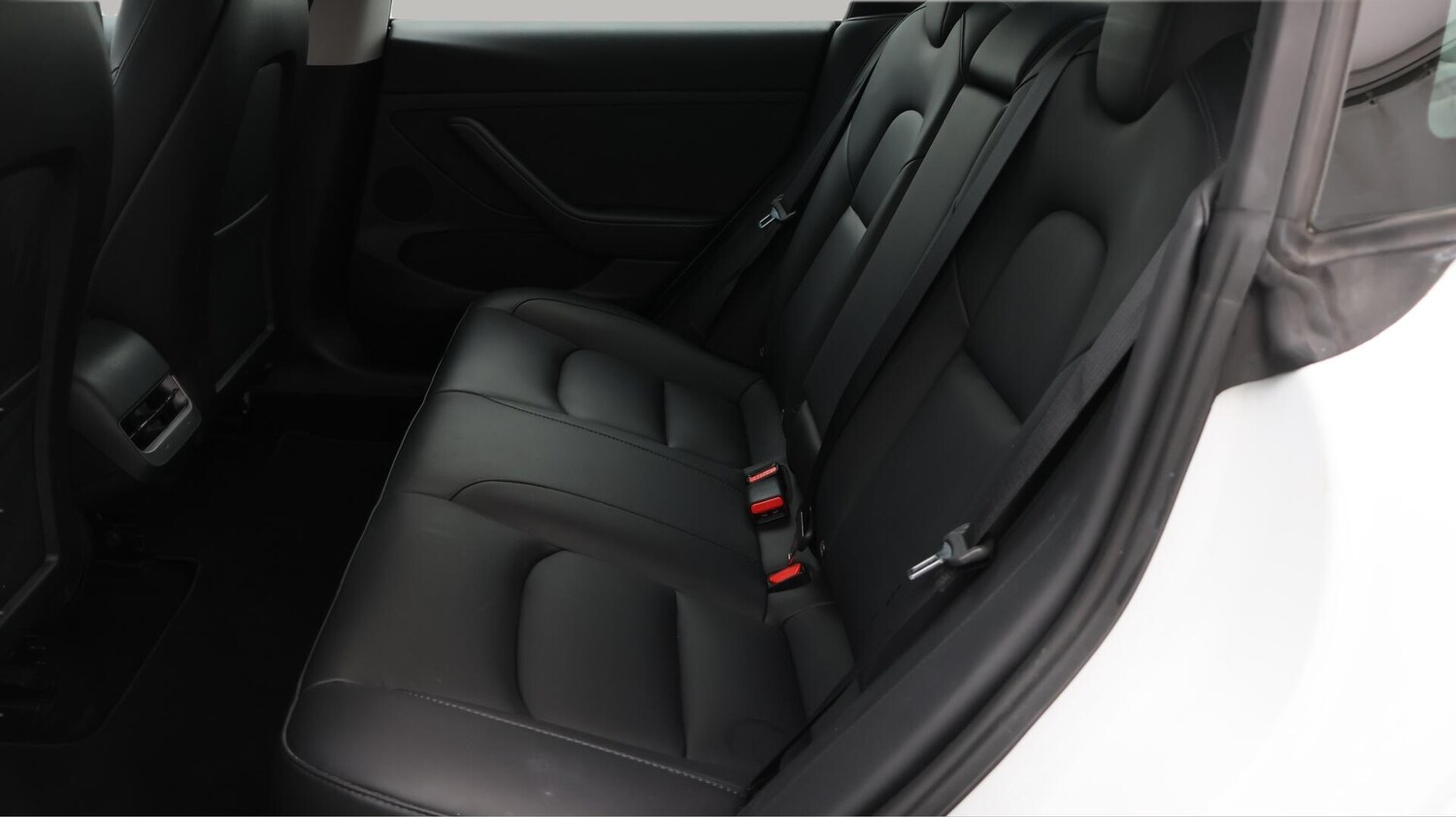 Used Tesla Model 3 for sale - 76735169: Photo 17