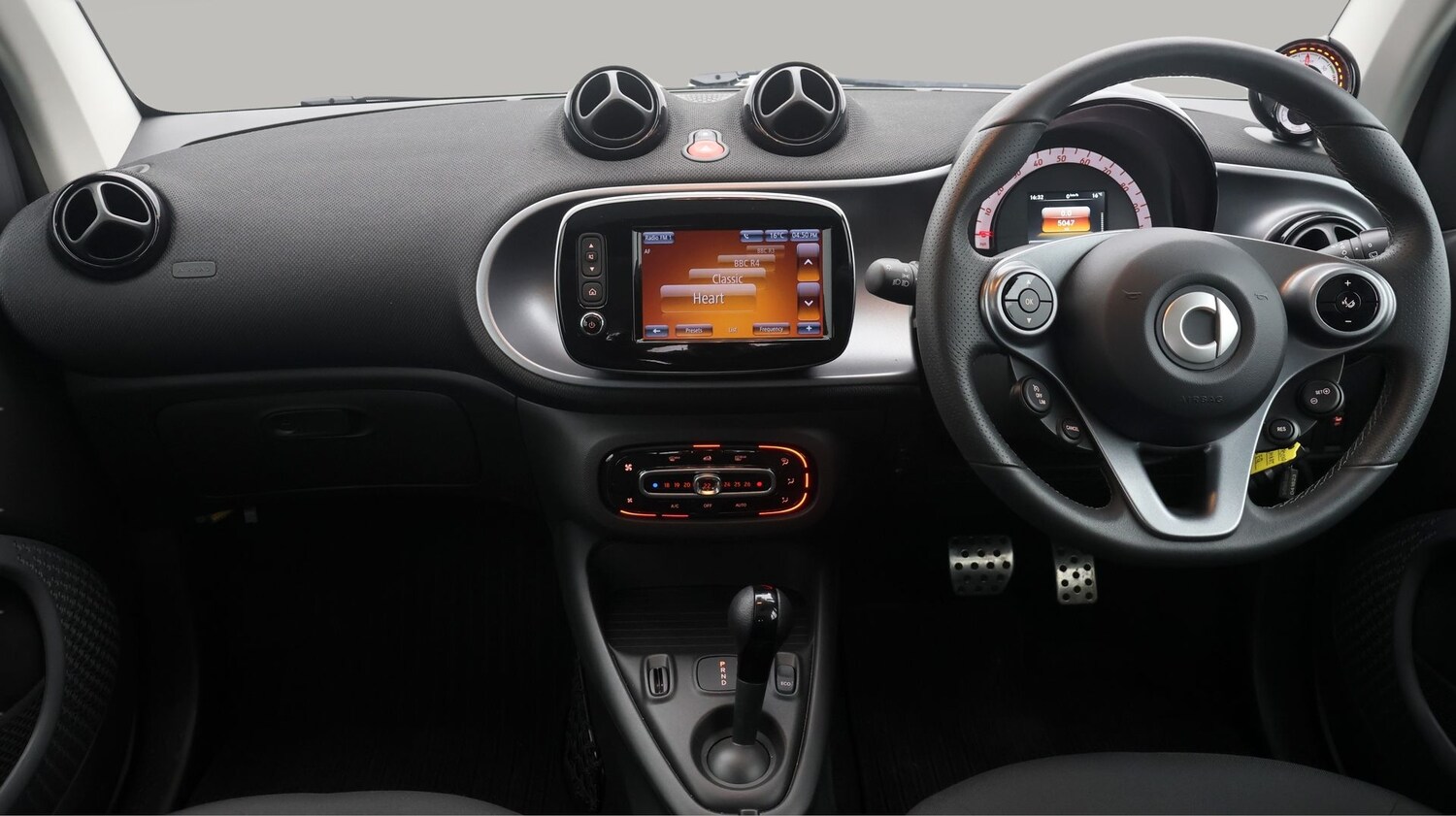 Used smart fortwo 2020 for sale - 77812996: Photo 13