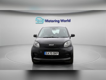Used smart fortwo 2020 for sale - 77812996: Photo