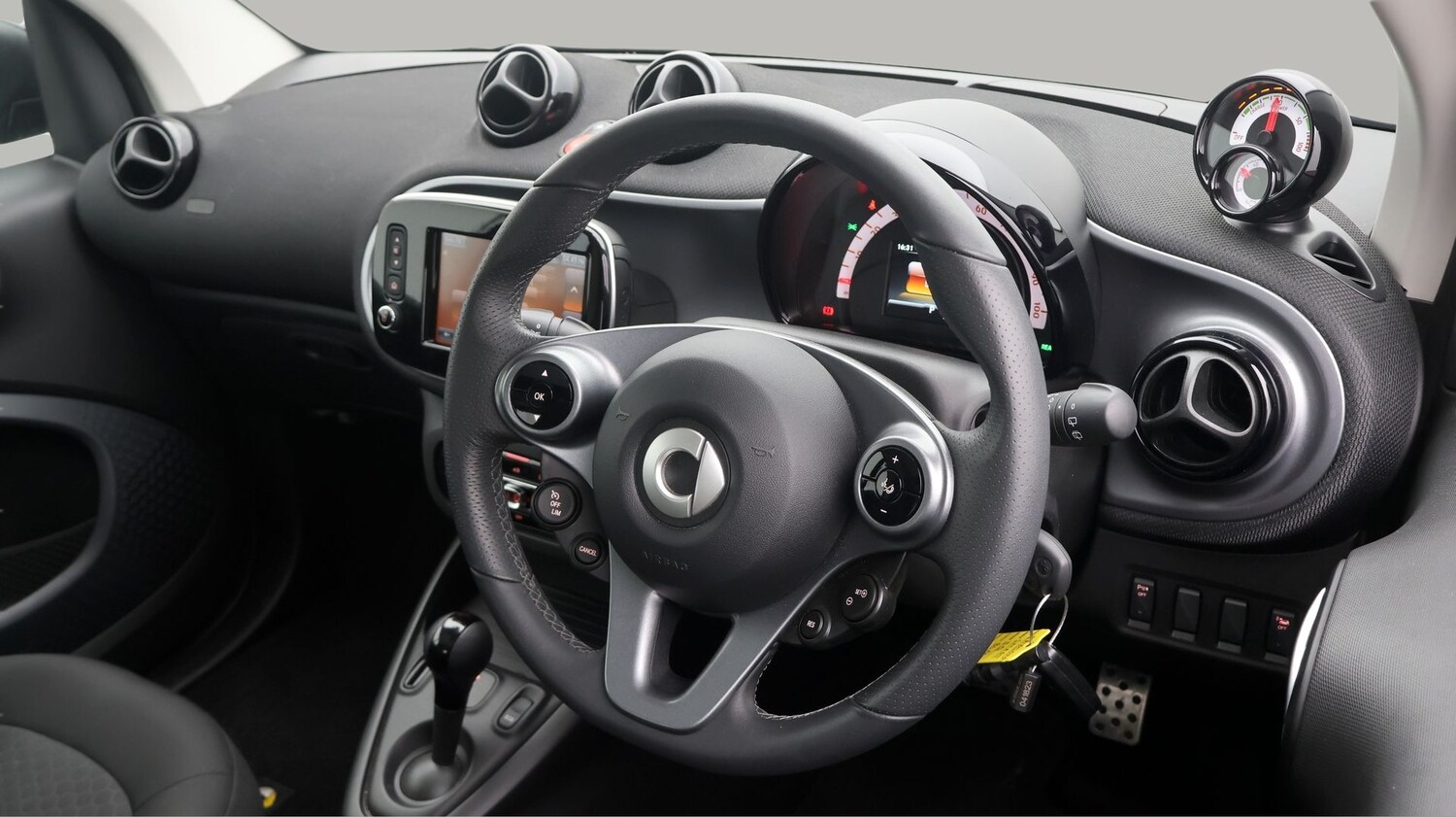 Used smart fortwo 2020 for sale - 77812996: Photo 9