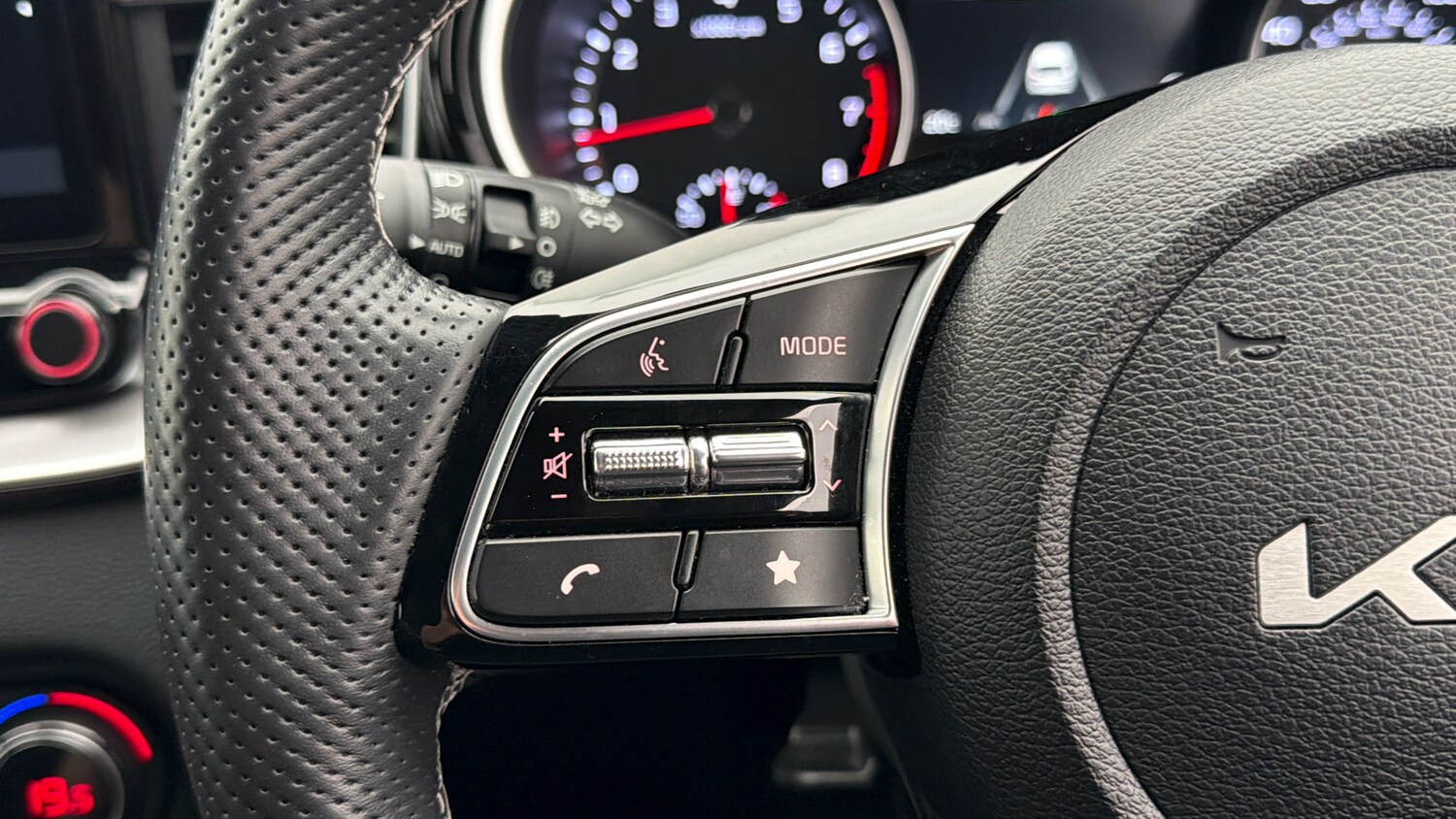 Used Kia Pro Ceed 2024 for sale - 77946901: Photo 23