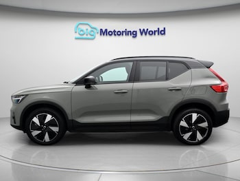Used Volvo XC40 2023 for sale - 79519039: Photo