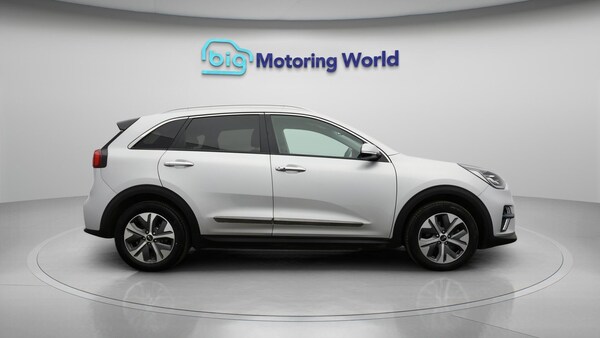 Used Kia Niro 2020 for sale - 76250970: Photo 9