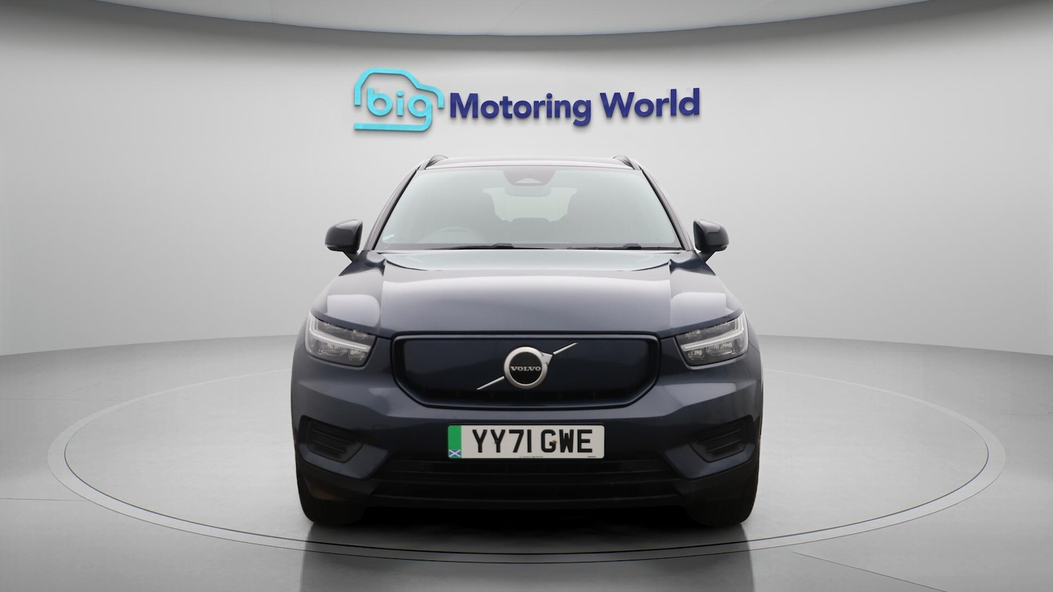 Used Volvo XC40 2021 for sale - 76549971: Photo 2