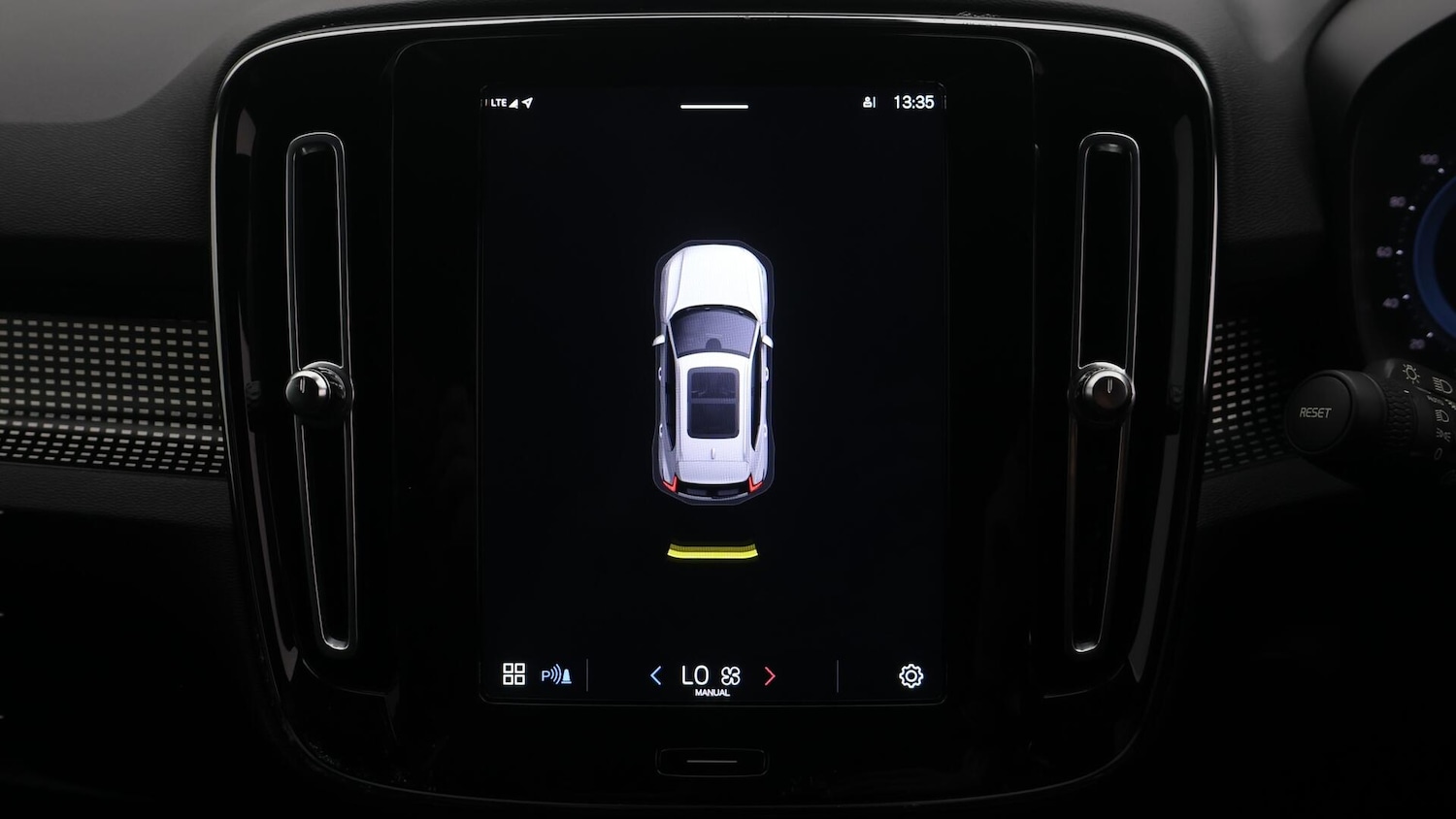 Used Volvo XC40 2021 for sale - 76549971: Photo 26