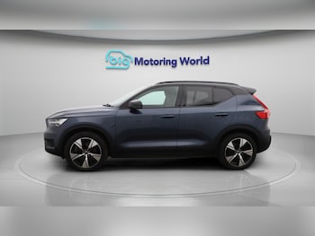 Used Volvo XC40 2021 for sale - 76549971: Photo