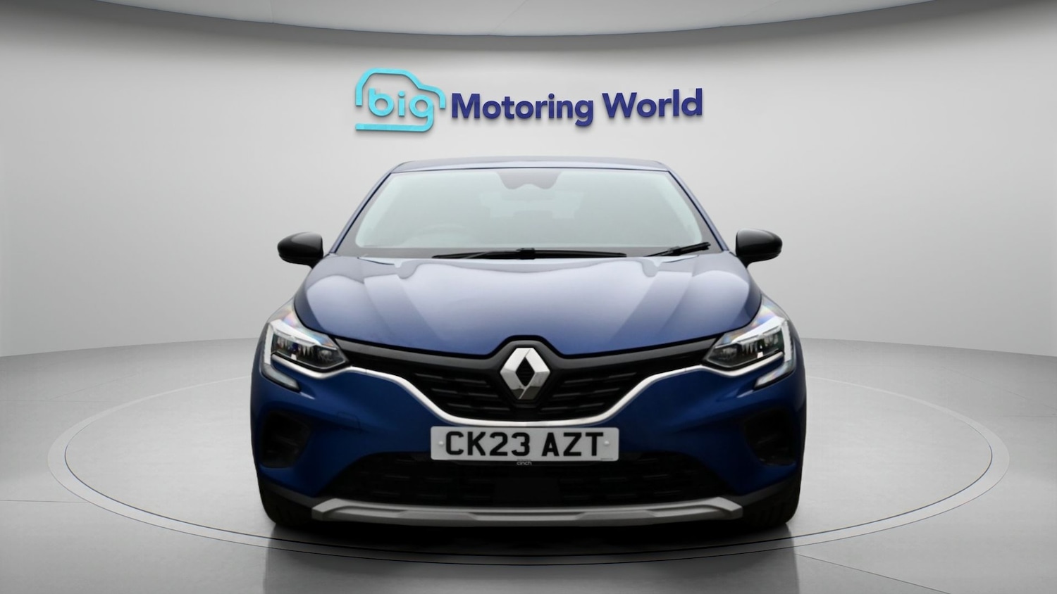 Used Renault Captur 2023 for sale - 78075177: Photo 2