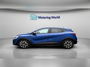 Used Renault Captur 2023 for sale - 78075177: Photo
