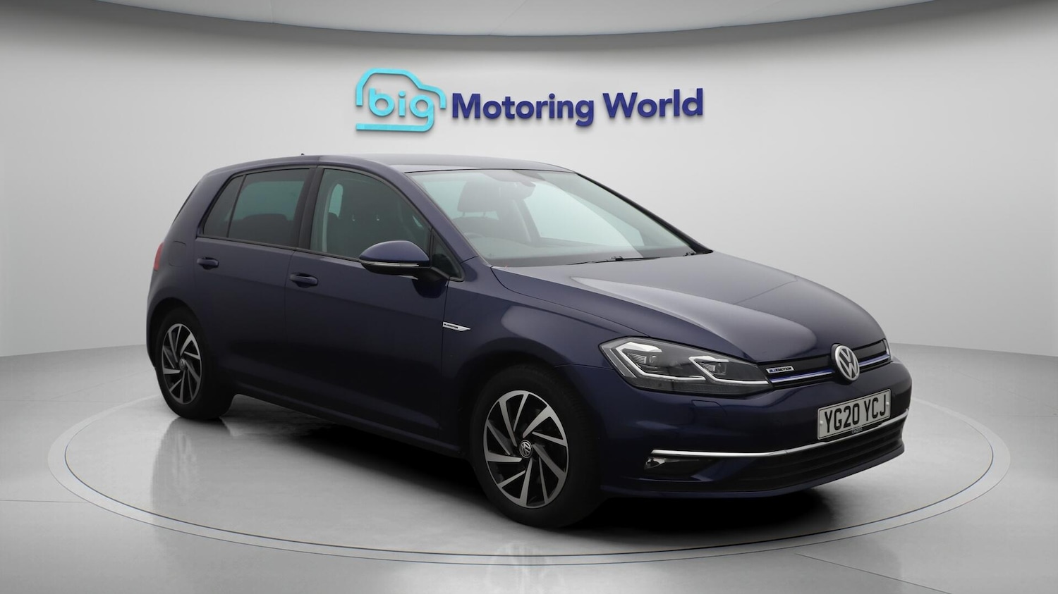 Used Volkswagen Golf 2020 for sale - 76240251: Photo 2
