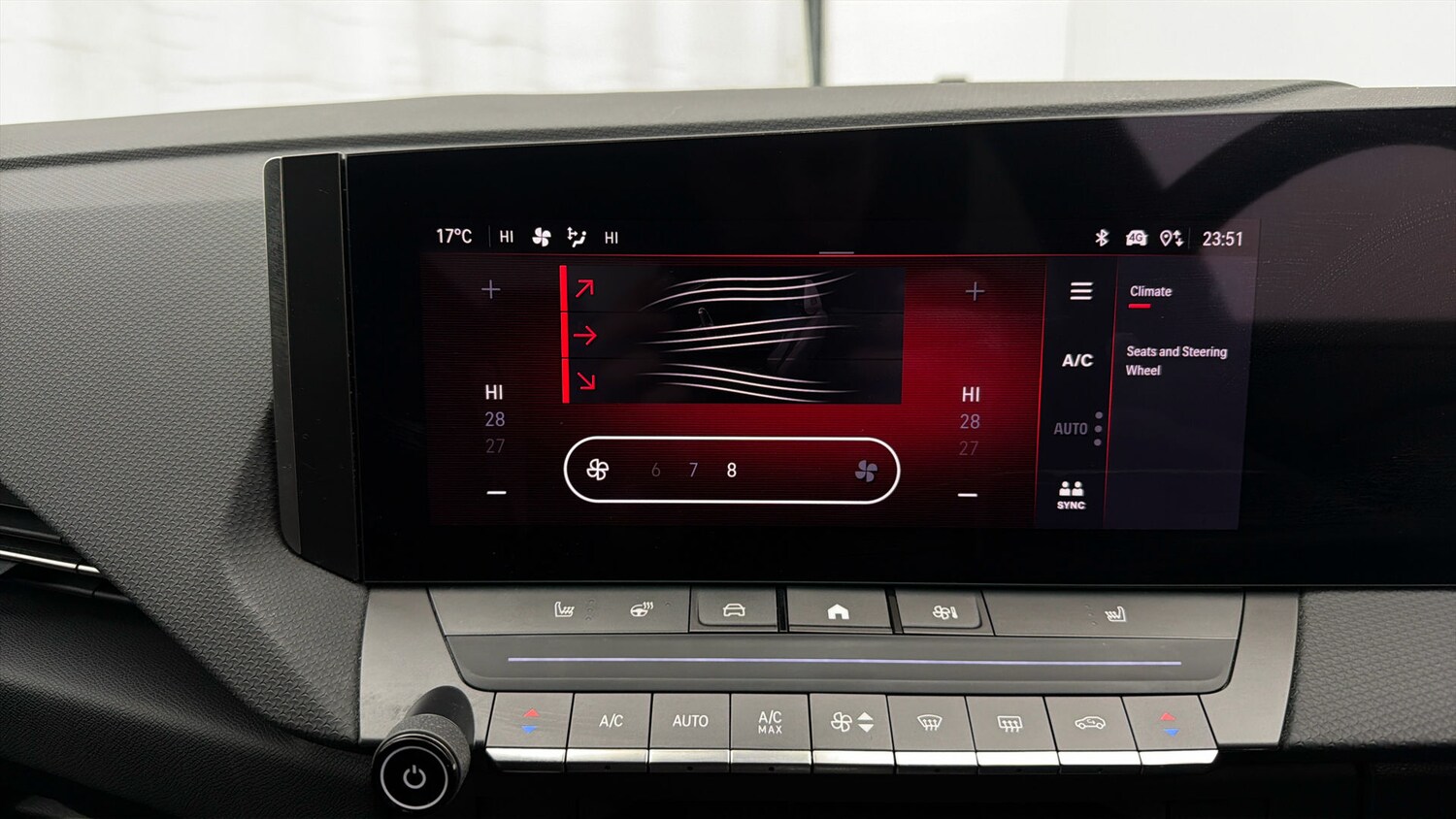 Used Renault Clio 2024 for sale - 78163748: Photo 11