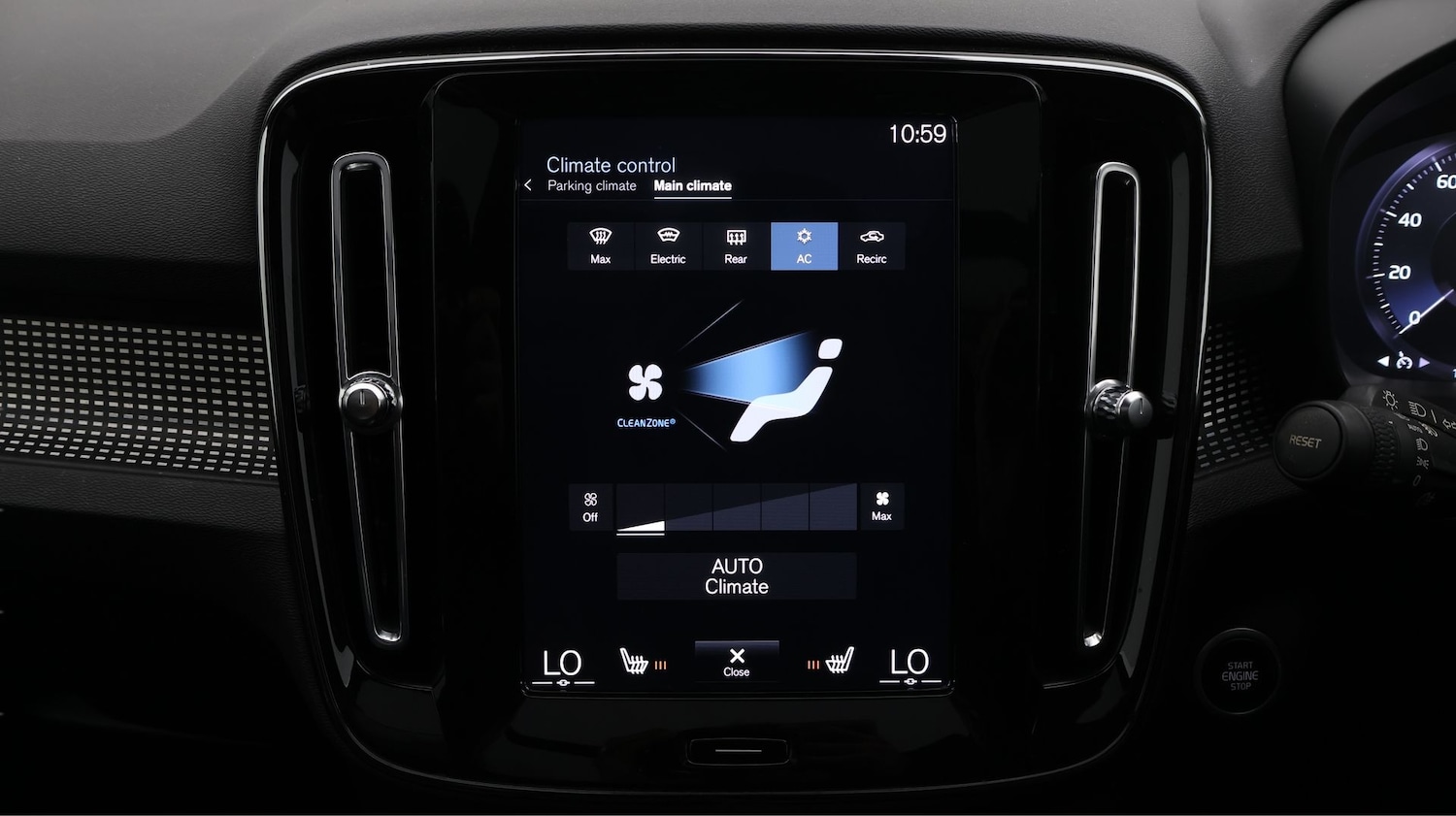 Used Volvo XC40 2021 for sale - 77643895: Photo 12