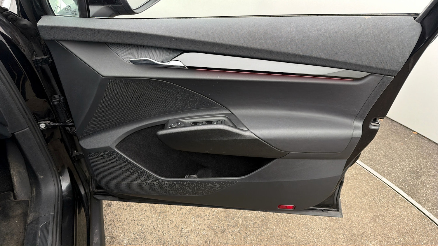 Used Skoda Enyaq 2022 for sale - 77945656: Photo 14