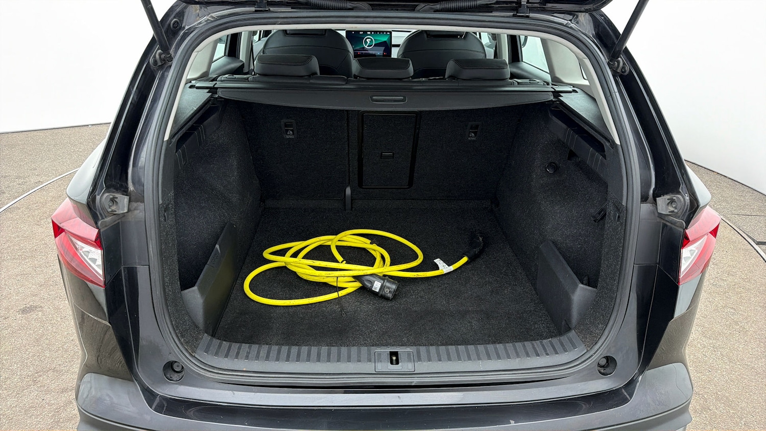 Used Skoda Enyaq 2022 for sale - 77945656: Photo 16