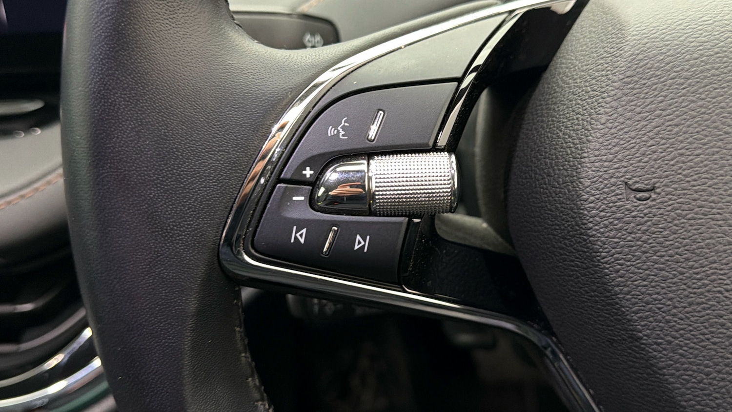 Used Skoda Enyaq 2022 for sale - 77945656: Photo 23