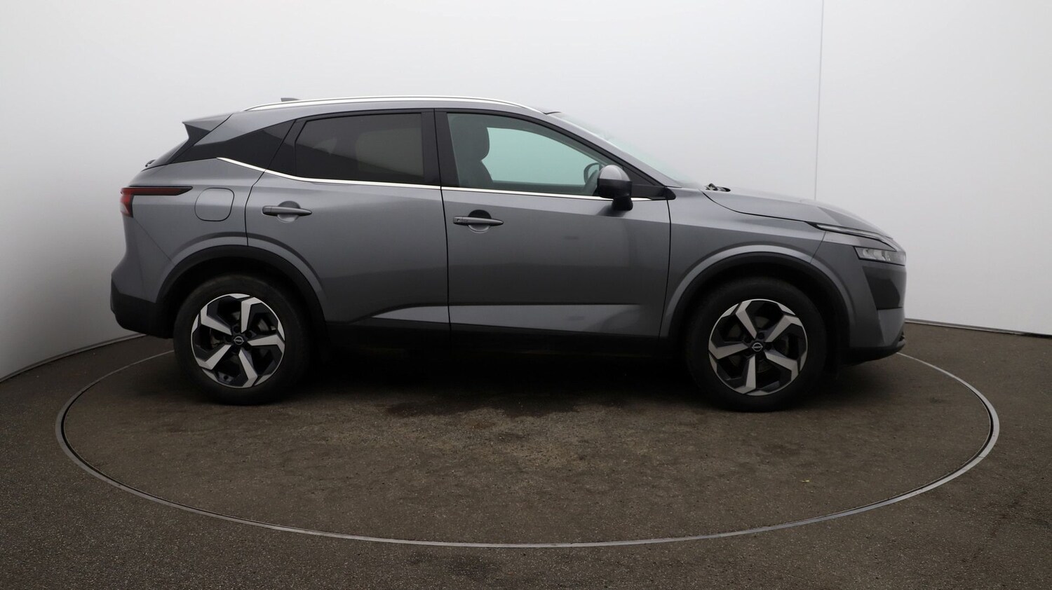 Used Nissan Qashqai for sale - 76810136: Photo 42