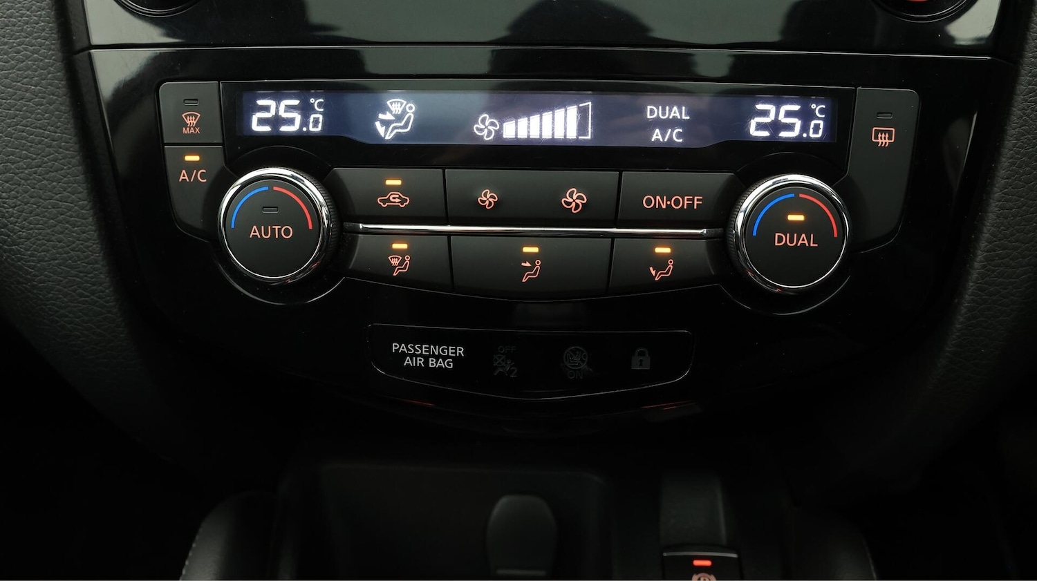 Used Nissan Qashqai 2017 for sale - 76512084: Photo 13