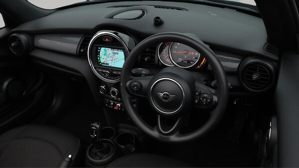 Used MINI Convertible 2019 for sale - 76271009: Photo 10