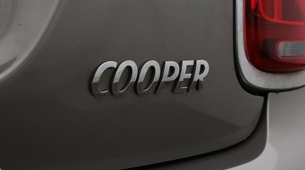 Used MINI Convertible 2019 for sale - 76271009: Photo 24
