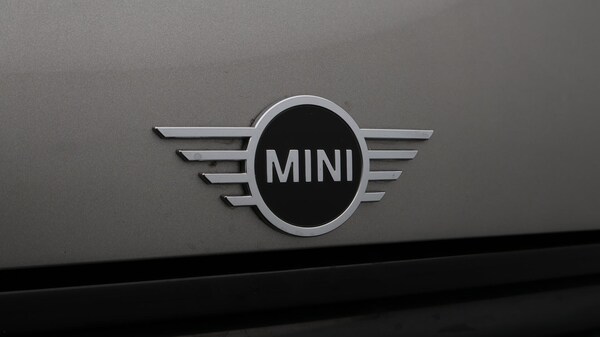 Used MINI Convertible 2019 for sale - 76271009: Photo 25