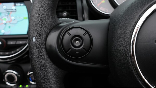 Used MINI Convertible 2019 for sale - 76271009: Photo 27