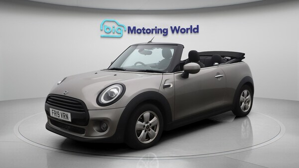 Used MINI Convertible 2019 for sale - 76271009: Photo 4