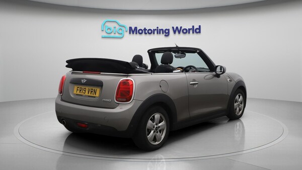 Used MINI Convertible 2019 for sale - 76271009: Photo 8