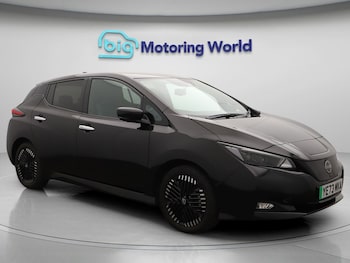 Nissan - Leaf