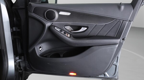 Used Mercedes-Benz GLC 2020 for sale - 76251138: Photo 16